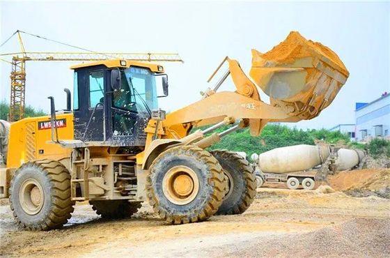 Μίνι υδραυλική τροχοφόρα 5 τόνων XCM-G LW500FN για την υδραυλική αντλία κορυφής στην κατασκευή