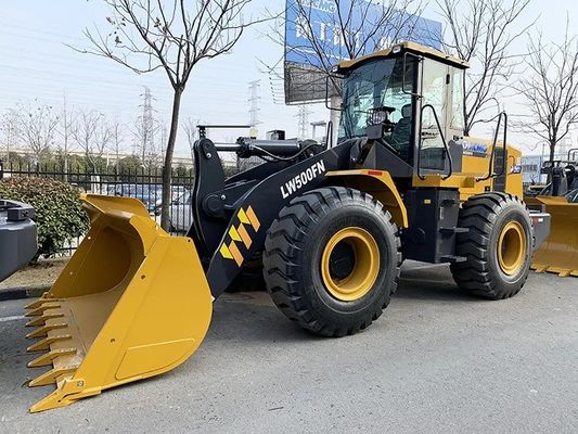 Μίνι υδραυλική τροχοφόρα 5 τόνων XCM-G LW500FN για την υδραυλική αντλία κορυφής στην κατασκευή